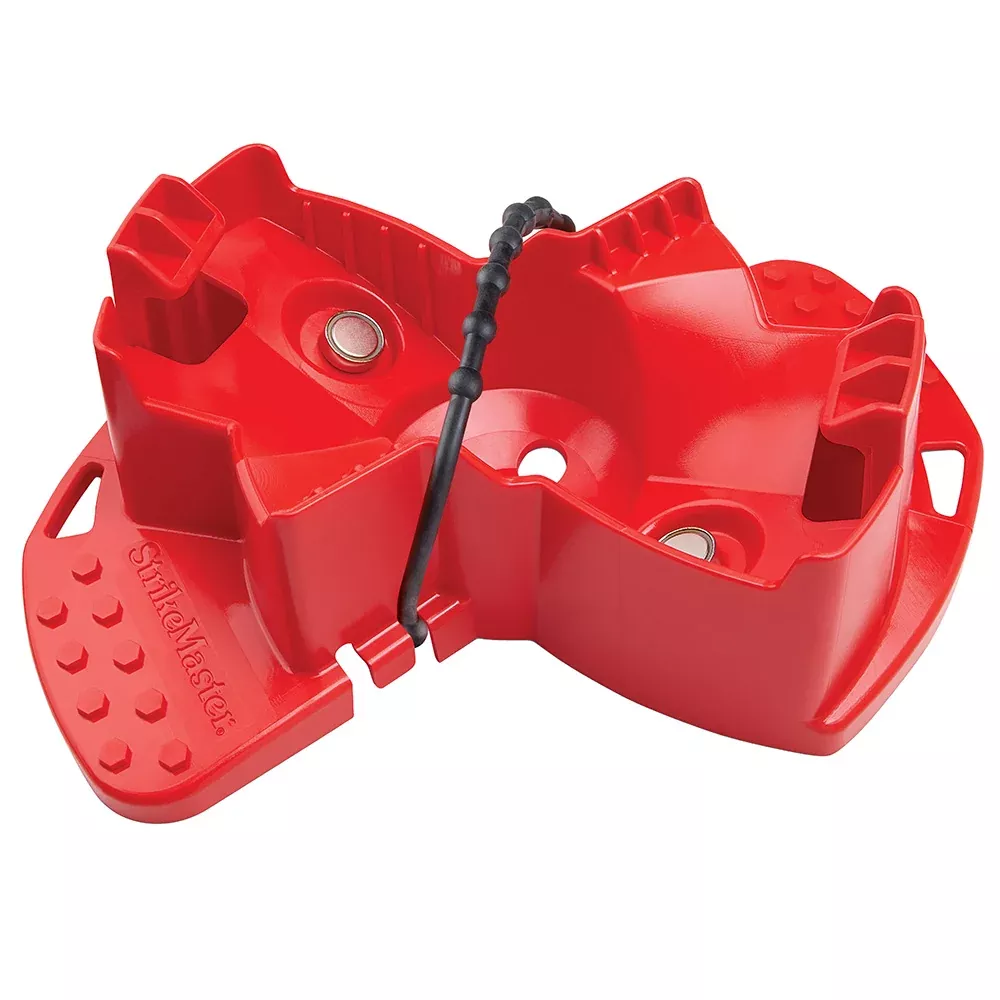 StrikeMaster 8" Maven Magnetic Snap Cover Blade Guard