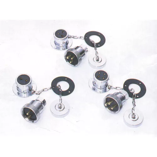 Trem L0642110 - Waterproof Plug and Socket 10A